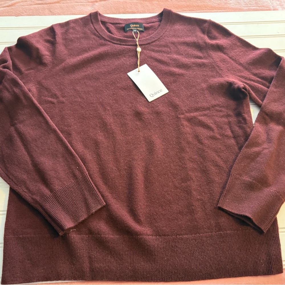 Quince Women's Burgundy Crew Neck Sweater